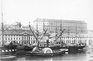 Dockyard tug Infatigable
