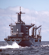 USNS Willamette (T-AO 180) on 1 July 1986