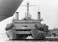 USS Pigeon (ASR 21) circa 1977