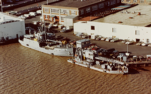 Suitland (YDT-15, ex YF-336)